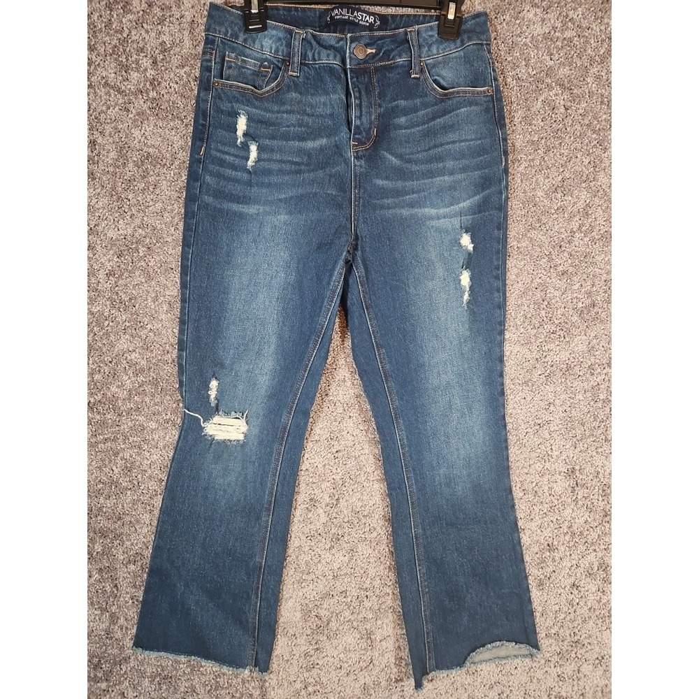Junior's Vanilla Star Distressed Jeans. Size 11